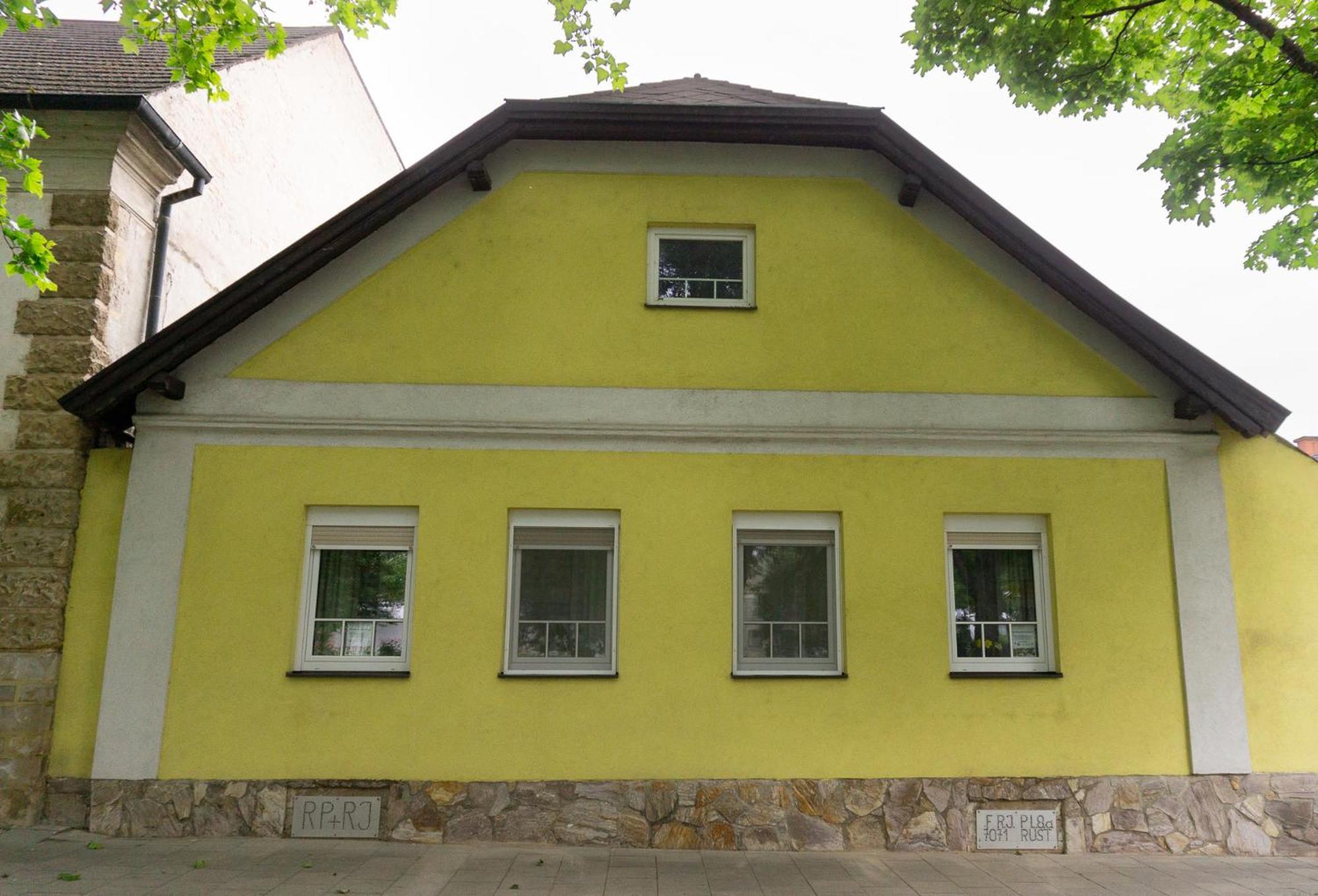 Einhaus Am See Rust Exterior photo